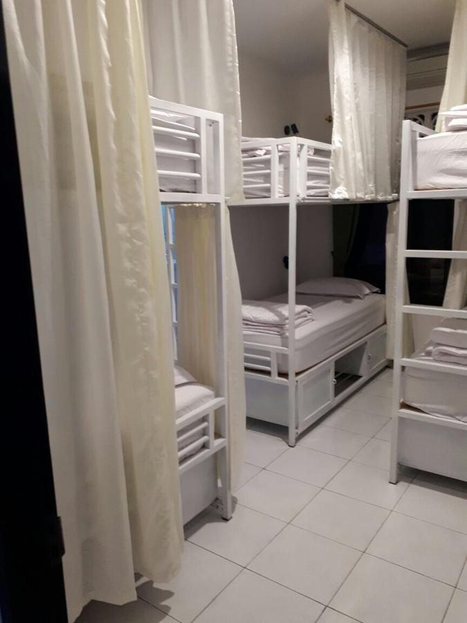 Anggrek Mas Bed & Breakfast Ostello Ubud Esterno foto