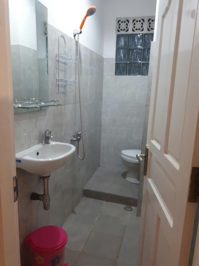 Anggrek Mas Bed & Breakfast Ostello Ubud Esterno foto