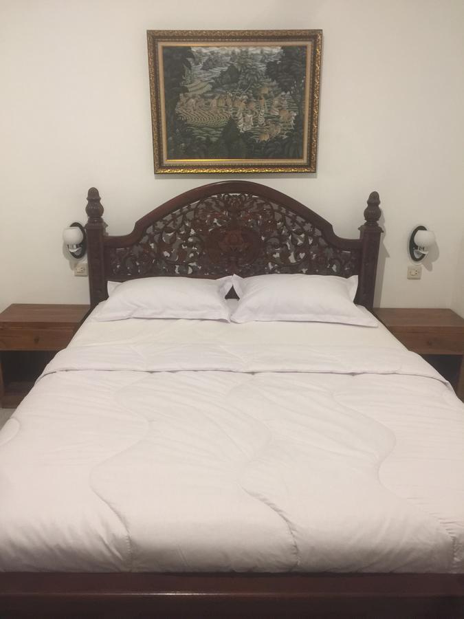 Anggrek Mas Bed & Breakfast Ostello Ubud Esterno foto