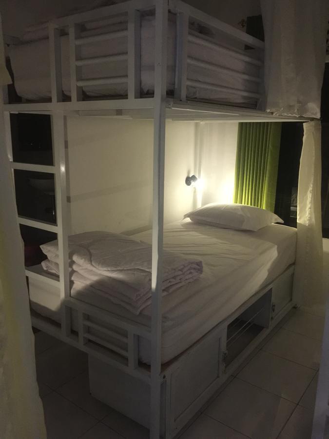 Anggrek Mas Bed & Breakfast Ostello Ubud Esterno foto